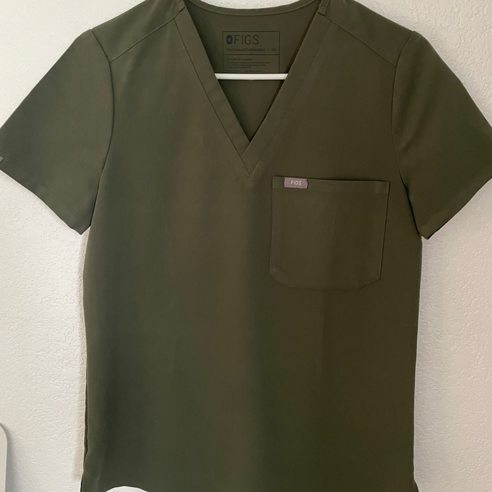 Figs Olive Green Set